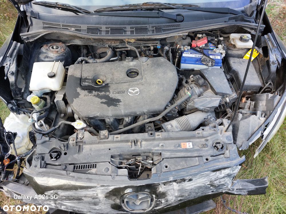 Mazda 5 - 6