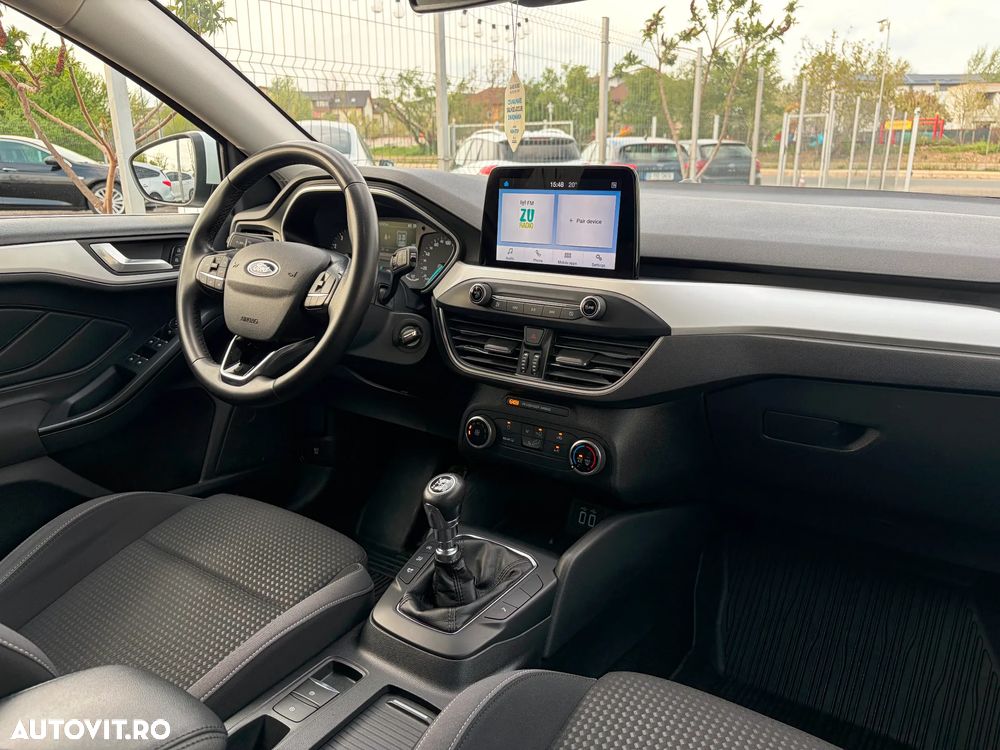 Ford Focus 1.0 EcoBoost Connected - 19