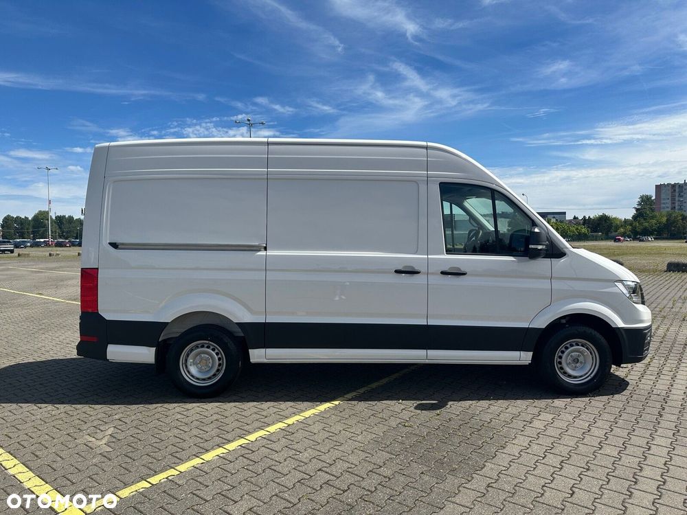 Volkswagen Crafter 35 2.0 TDI L3H3 177 KM AUTOMAT - 9