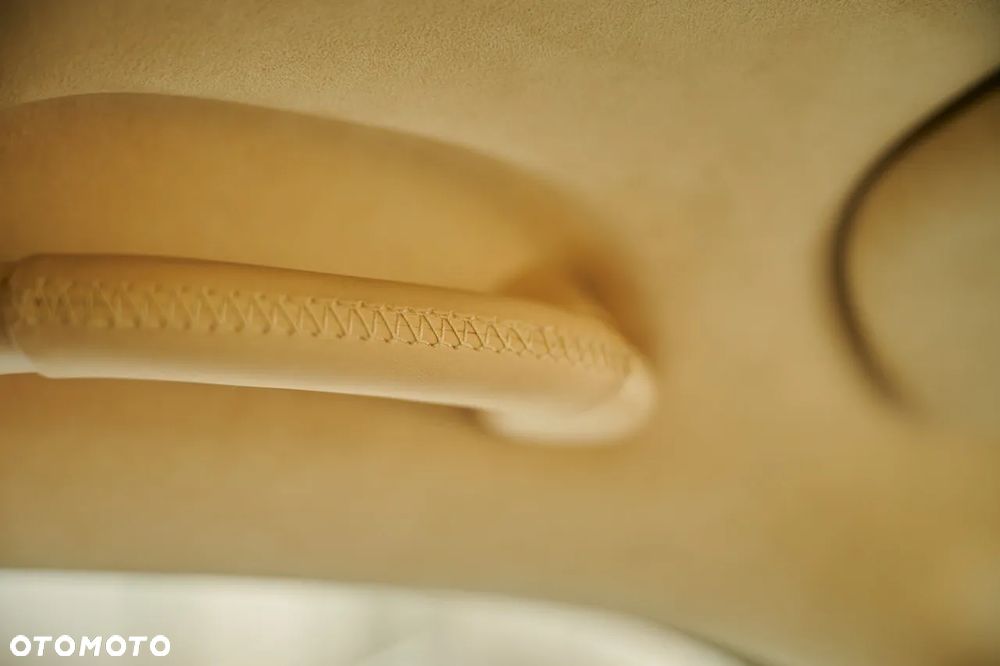 Volkswagen Multivan 2.0 BiTDI L1 Business 4Motion DSG - 38