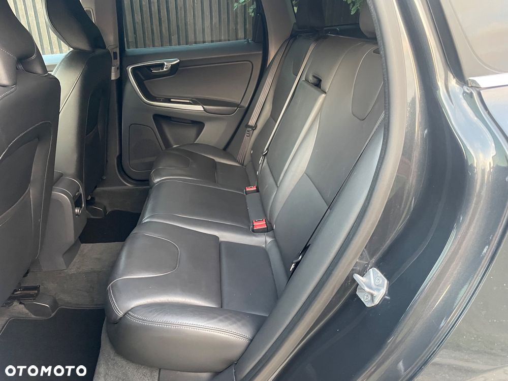 Volvo XC 60 D4 Geartronic Summum - 23