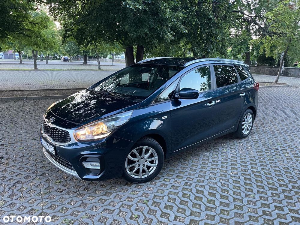 Kia Carens 1.6 GDI Dream-Team Edition - 8