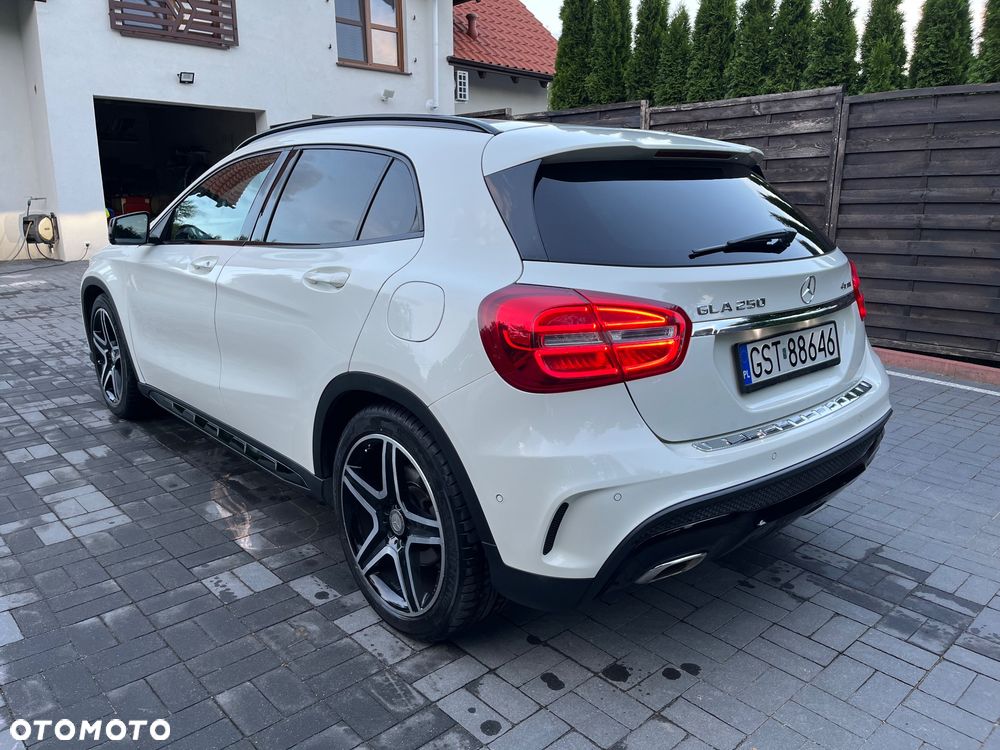 Mercedes-Benz GLA 250 7G-DCT - 3