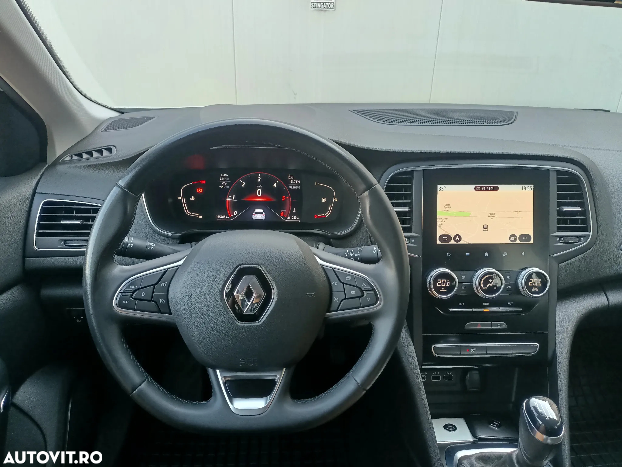 Renault Megane BLUE dCi 115 BUSINESS EDITION - 8