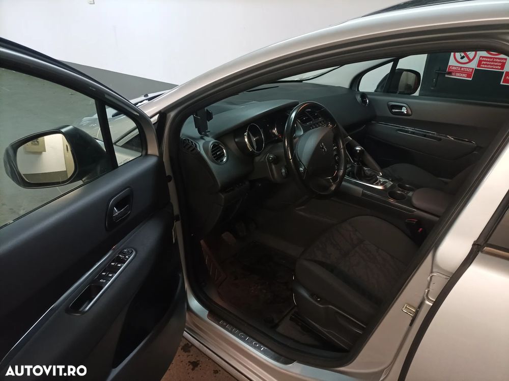 Peugeot 3008 2.0 HDI FAP Premium - 10