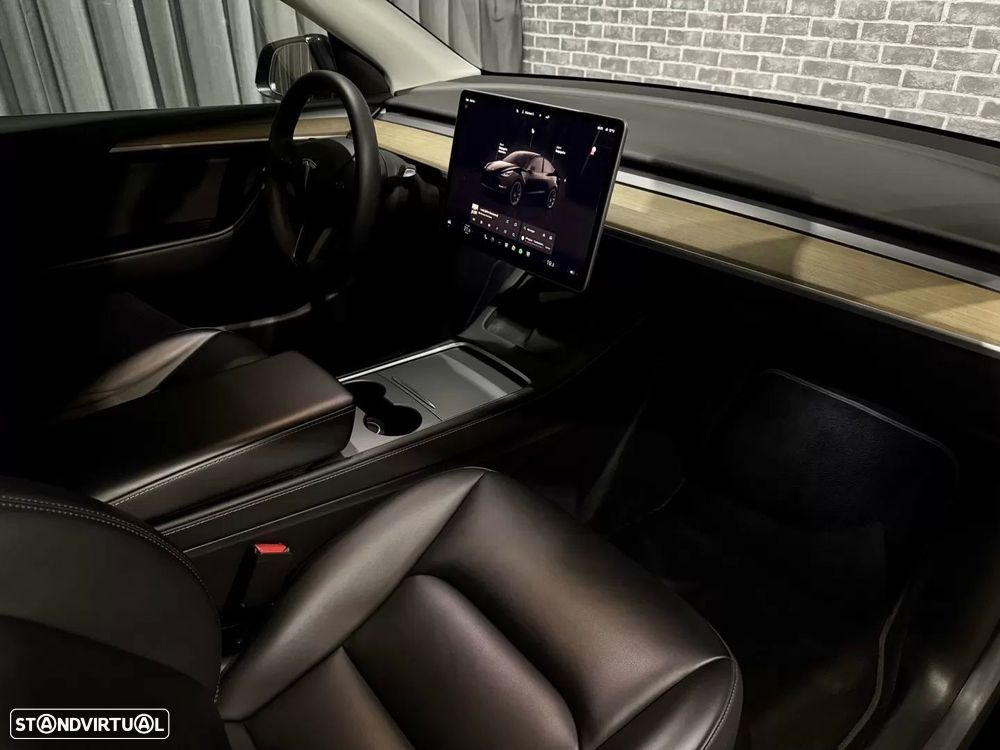 Tesla Model Y Tração Traseira - 7