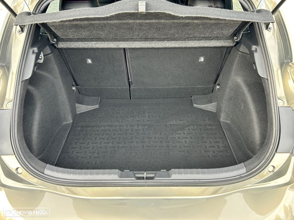 Toyota Corolla 1.8 Hybrid Exclusive - 20