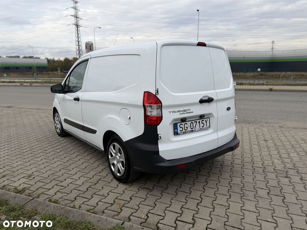 Ford Transit Courier - 5