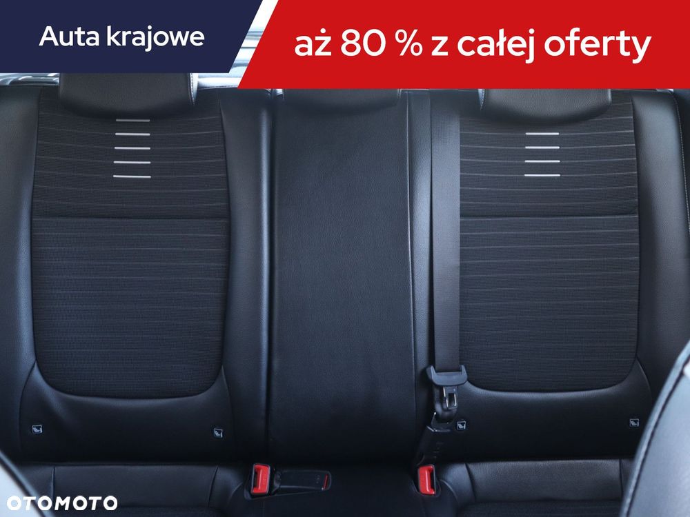 Kia Stonic - 12