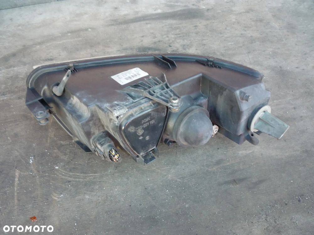 VW PASSAT B5 LIFT LAMPA PRZEDNIA  PRAWA LUB LEWA - 12