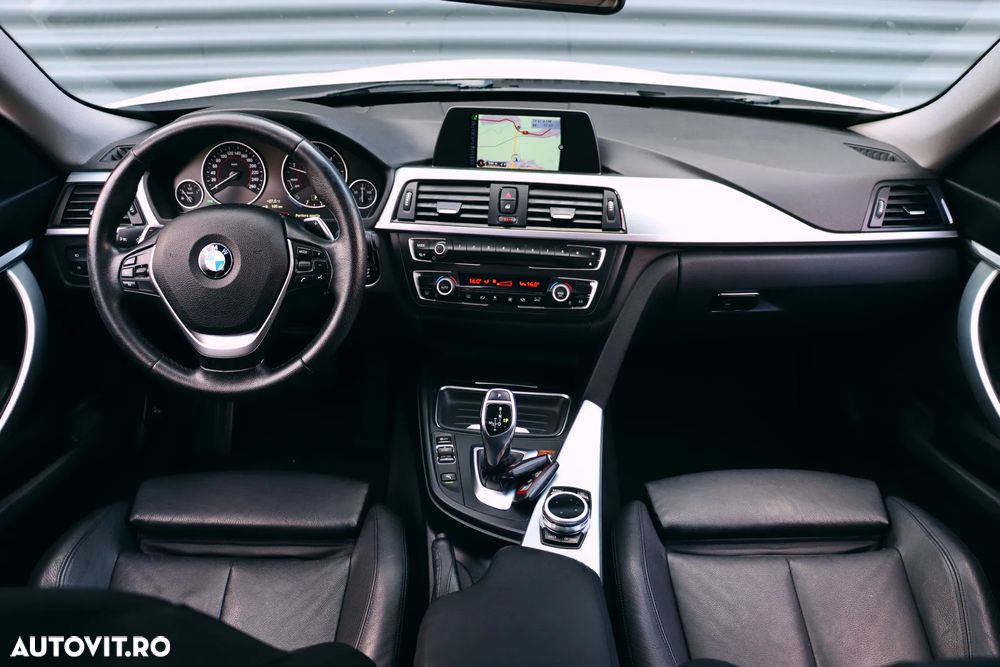 BMW Seria 3 320d Aut. Sport Line - 9