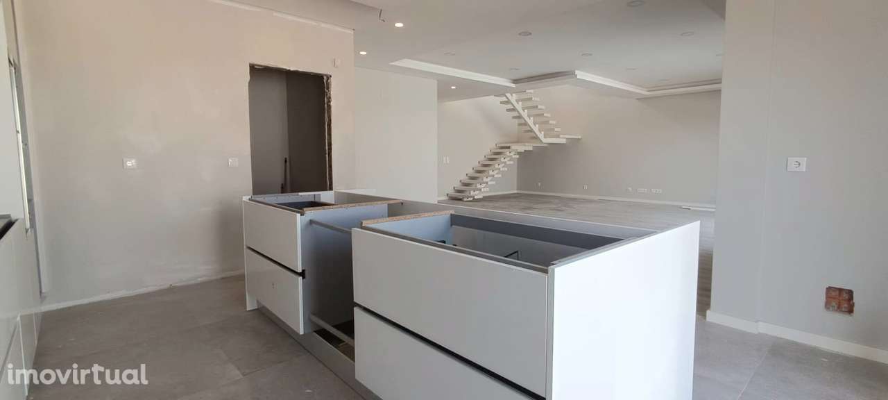 Moradia T4, Isolada – Azeitão - Grande imagem: 4/44