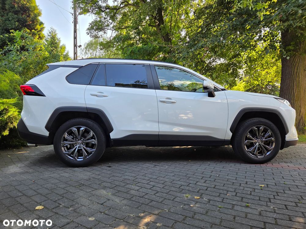 Toyota RAV4 - 4