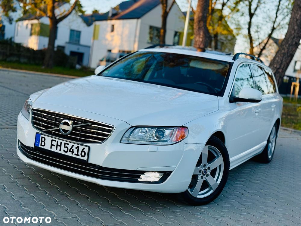 Volvo V70 D2 Momentum - 26