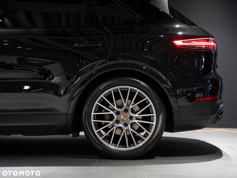 Porsche Cayenne Platinum Edition - 11