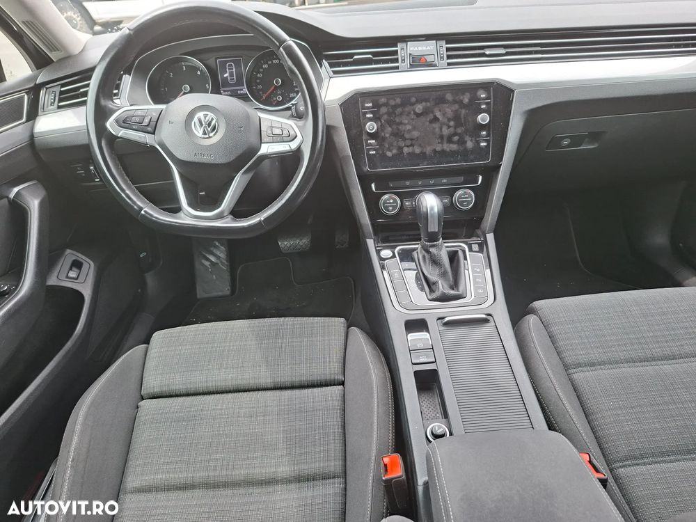 Volkswagen Passat 1.6 TDI DSG Comfortline - 5