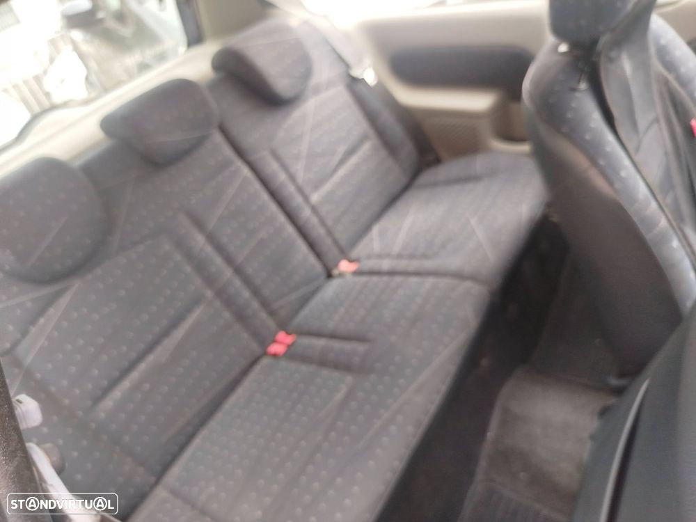 Renault Clio 1.2 Authentique - 5
