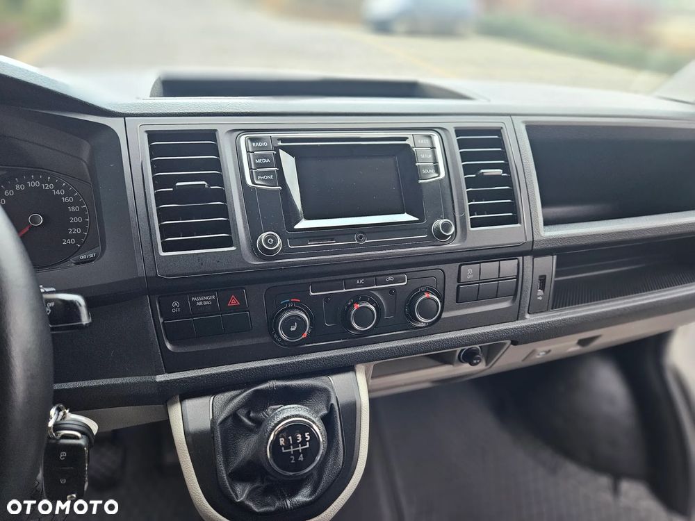 Volkswagen Transporter T6 - 19