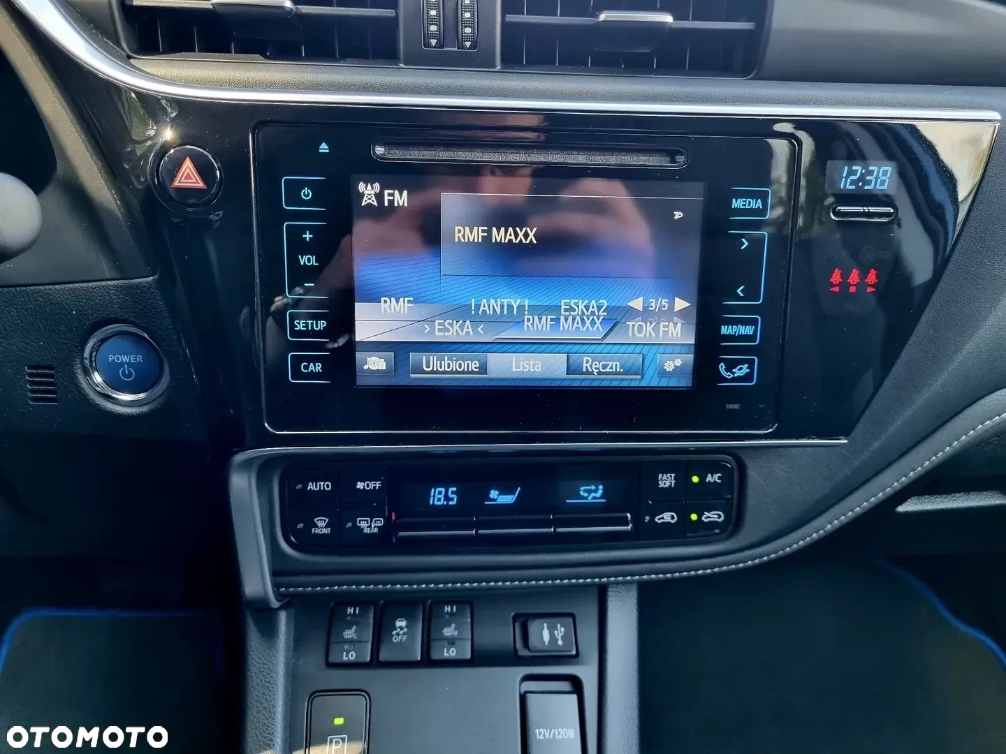 Toyota Auris Hybrid 135 Comfort - 19