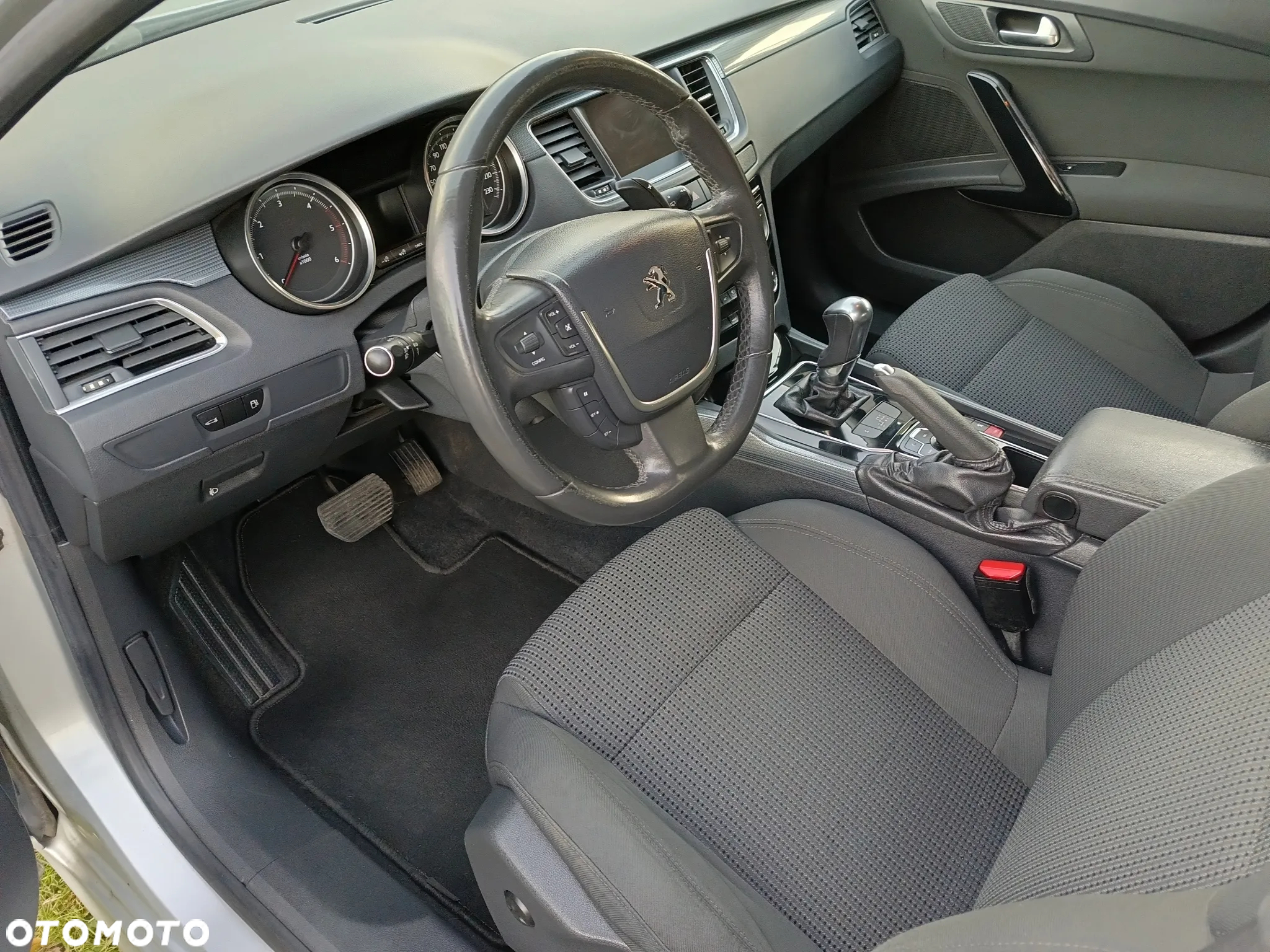 Peugeot 508 1.6 e-HDi Active S&S - 13