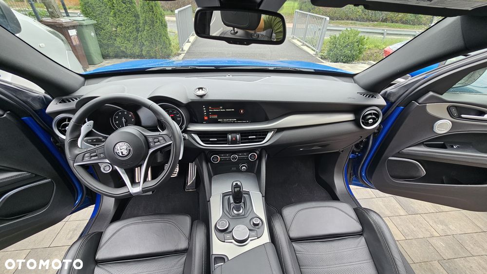 Alfa Romeo Stelvio - 15