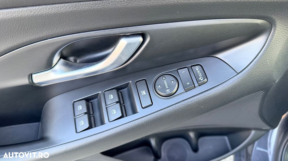Hyundai i30 1.5 T-GDI MHEV 160CP Highway - 24