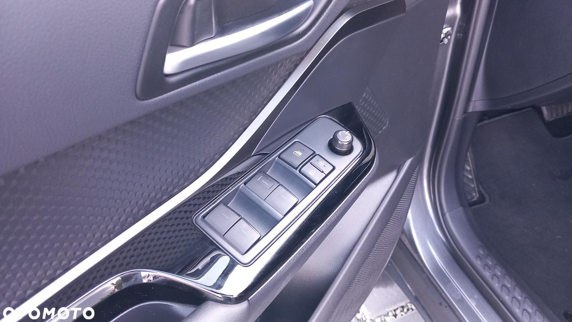 Toyota C-HR - 22