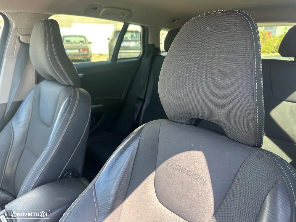 Volvo V60 1.6 D2 Drive R-Design Start/Stop - 9
