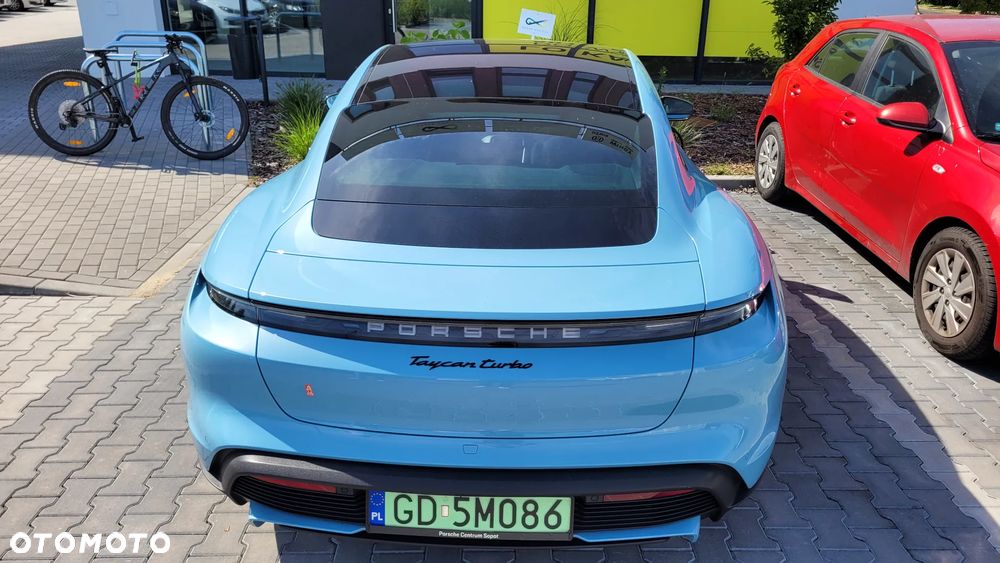 Porsche Taycan - 14