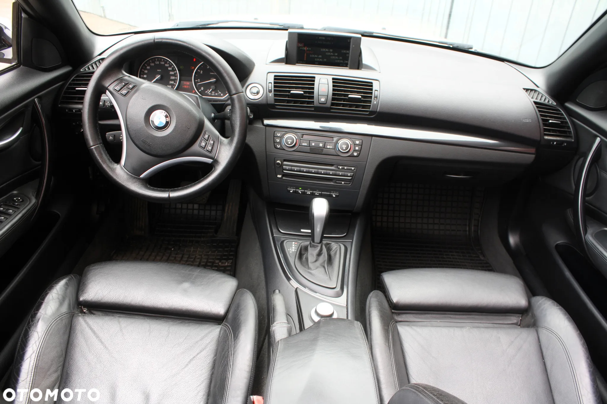 BMW Seria 1 120i Edition Sport - 8