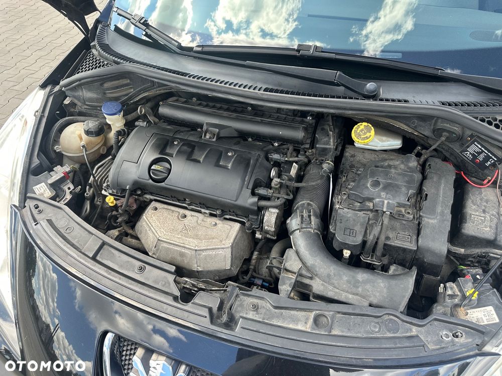 Peugeot 207 1.6 Premium - 25