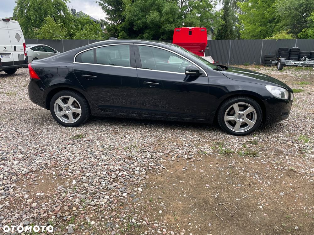 Volvo S60 D3 Summum - 19