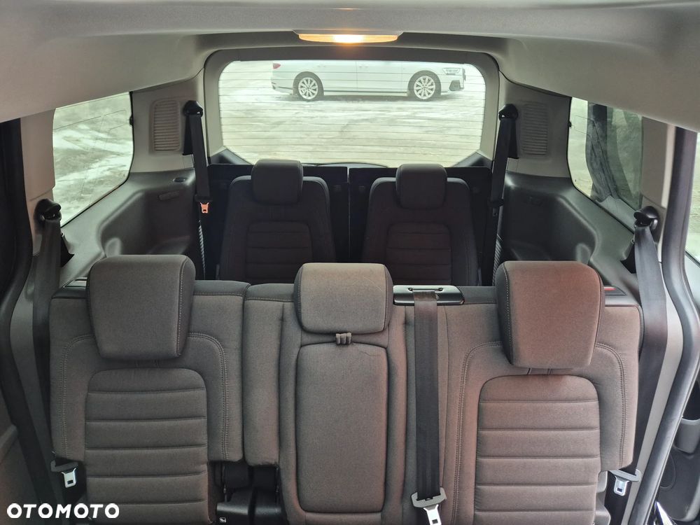 Ford Tourneo Connect Grand - 21