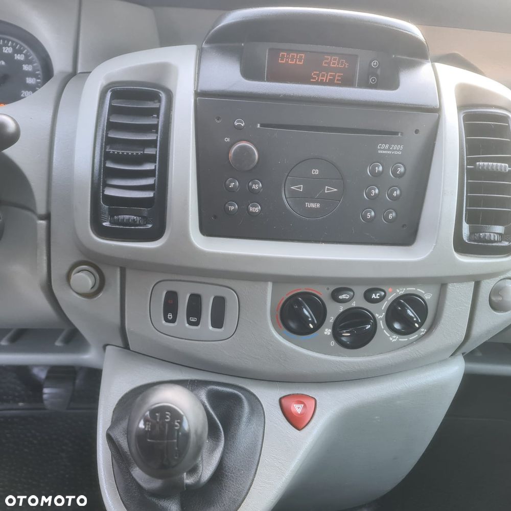 Opel VIVARO - 12