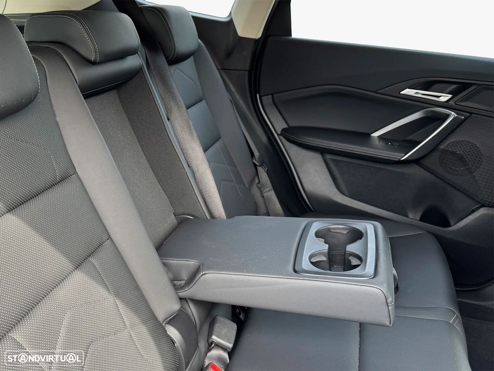 BMW iX1 eDrive20 xLine - 14