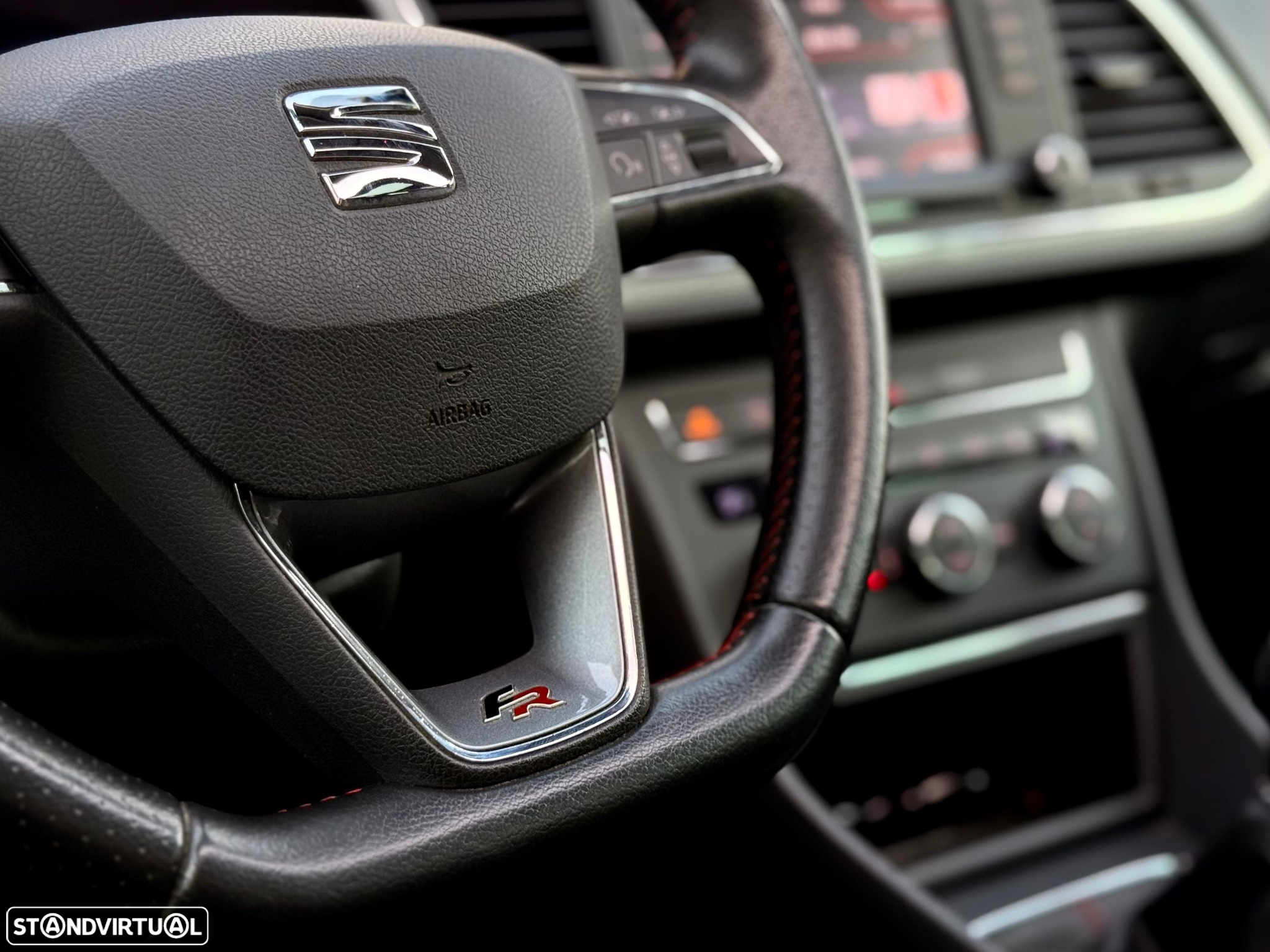 SEAT Leon 2.0 TDI FR S/S - 9