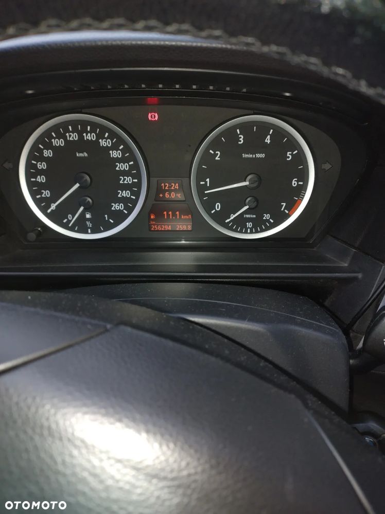 BMW Seria 5 520i - 3