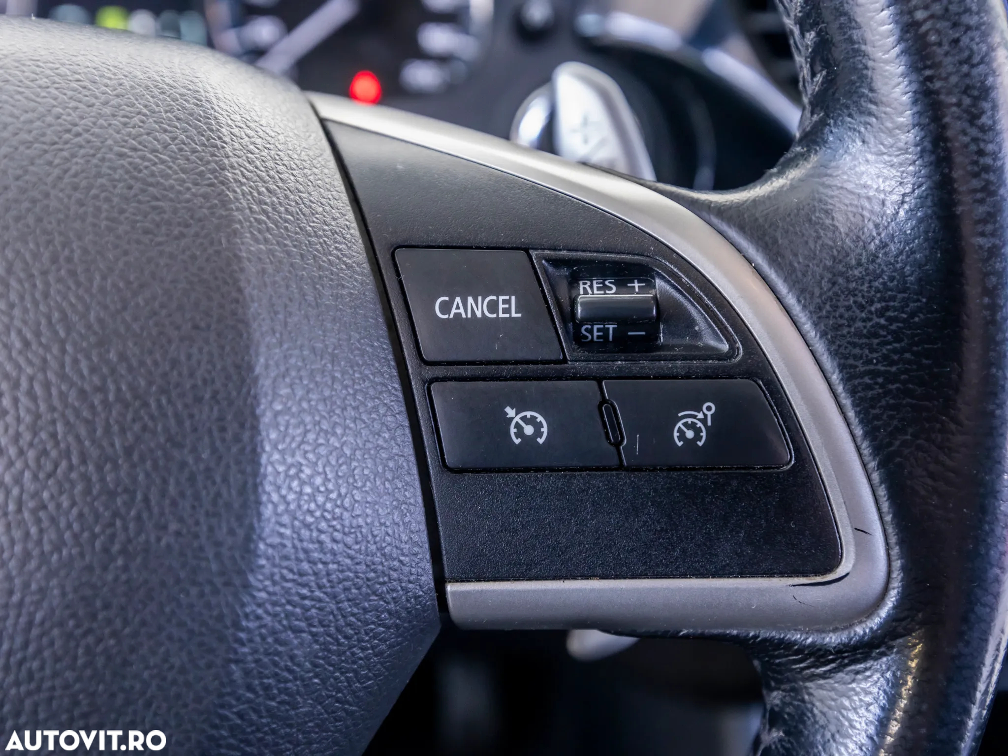 Mitsubishi Outlander 2.0 4WD Plug-In Hybrid - 20