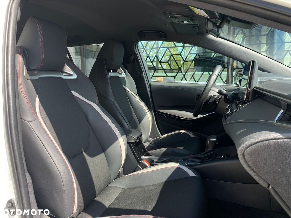 Toyota Corolla 2.0 Hybrid GR Sport - 23