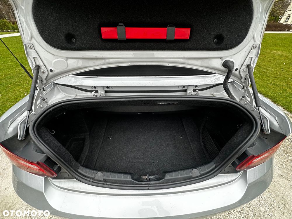 BMW Seria 2 225d Luxury Line - 30