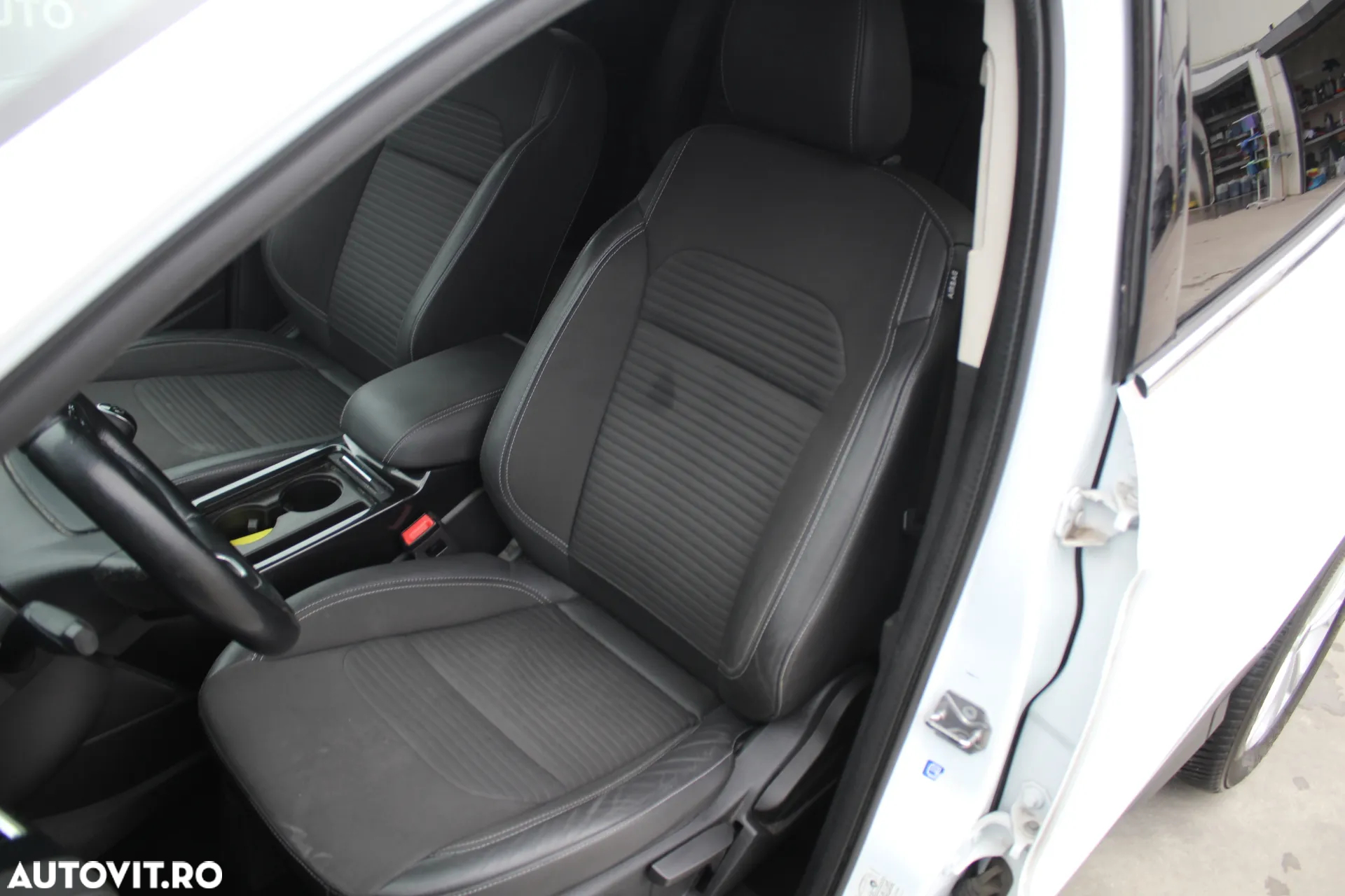 Ford Kuga 1.5 EcoBlue FWD Titanium - 16