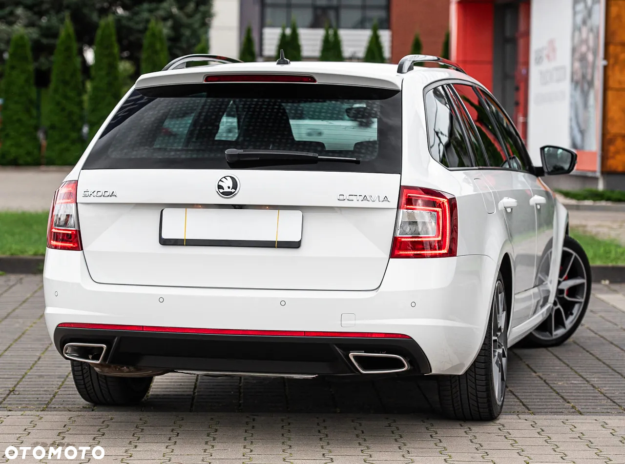 Skoda Octavia Combi 2.0 TDI 4x4 DSG RS - 12