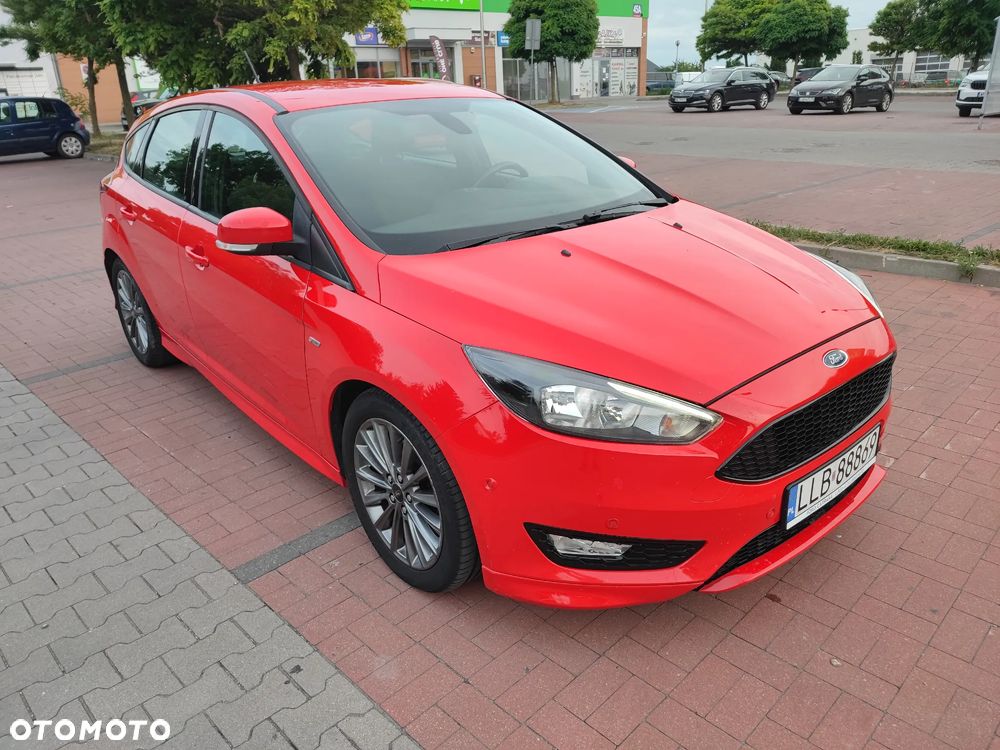 Ford Focus 1.5 EcoBoost ST-Line - 2