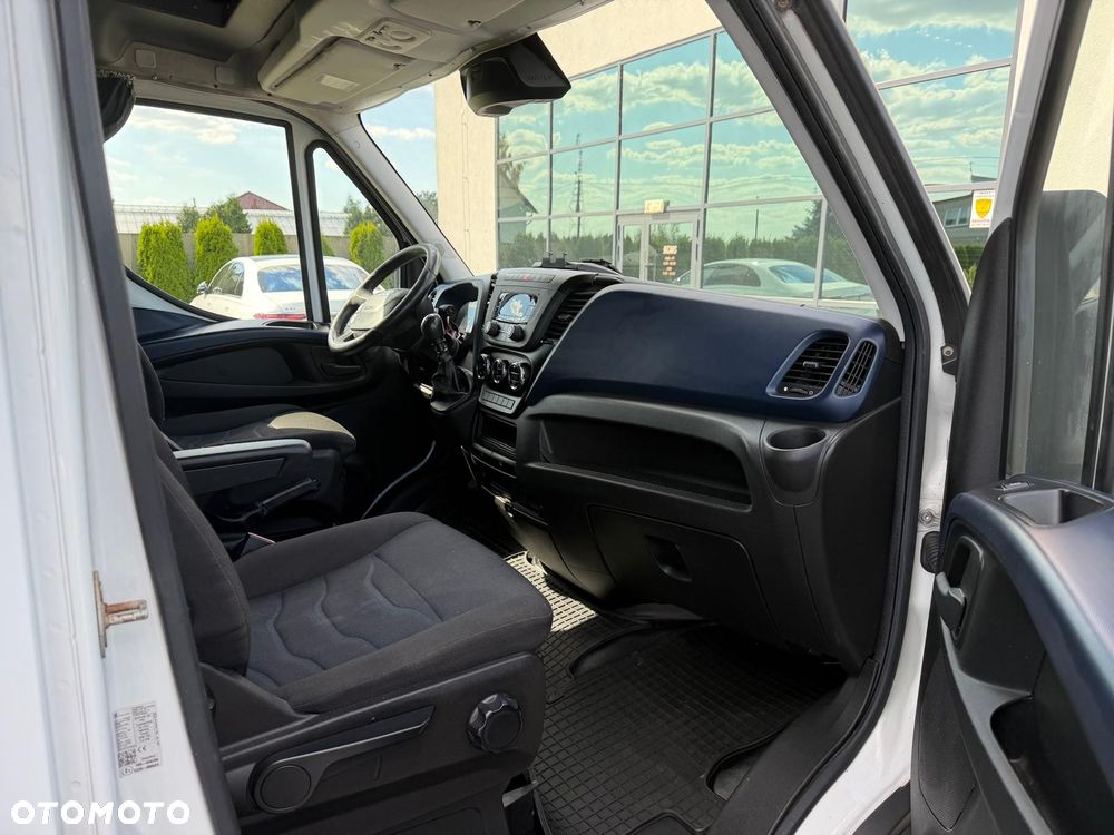 Iveco Daily 35S18 - 11