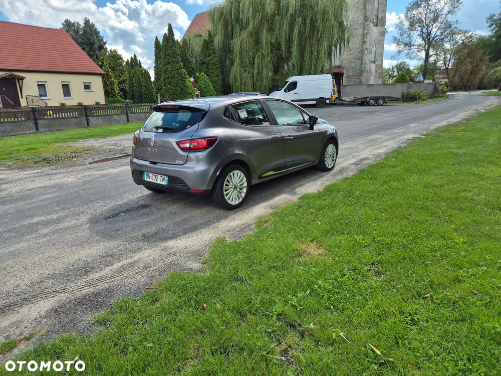 Renault Clio dCi 90 Dynamique - 24