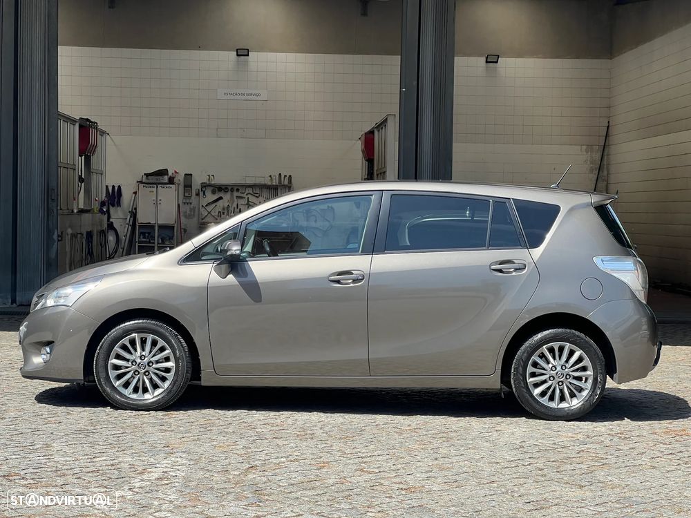 Toyota Verso 1.6 D-4D Comfort - 4