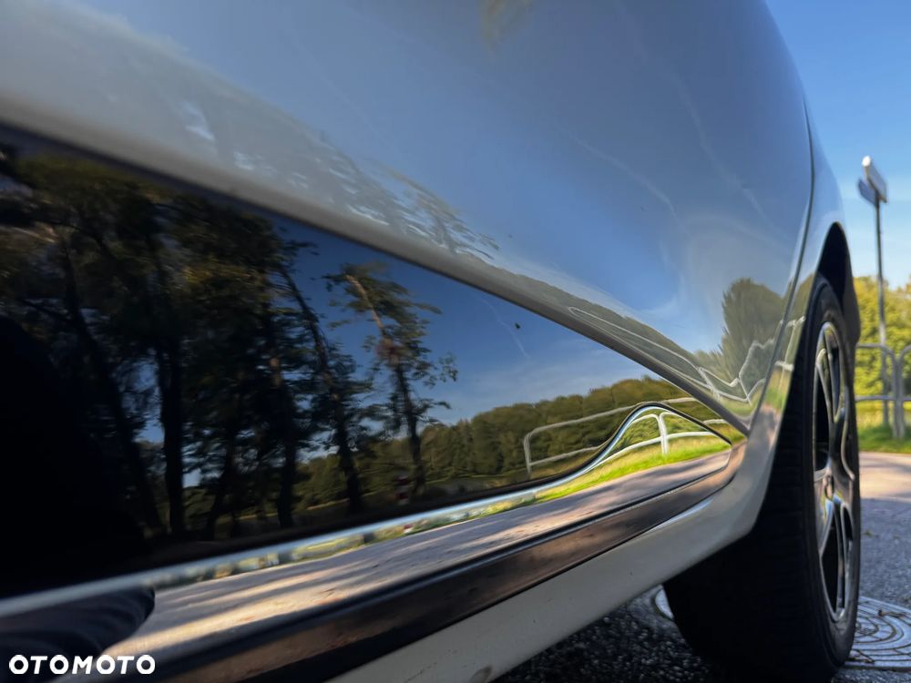 Renault Clio 0.9 TCe Limited - 19