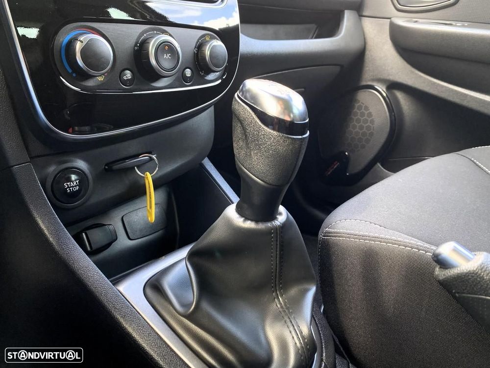 Renault Clio 1.5 dCi Limited - 22