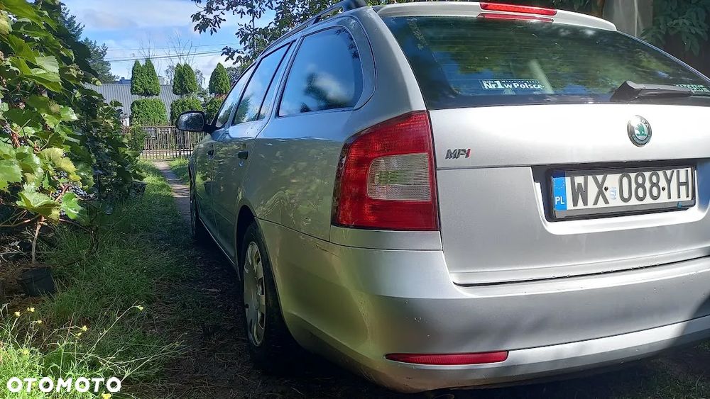 Skoda Octavia 1.6 - 14
