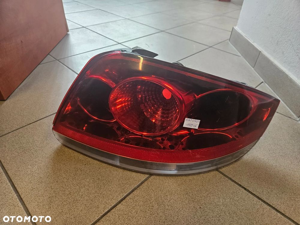 LAMPA PRAWA TYLNA FIAT LINEA 20190748RH - 1